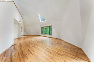 7210 NW Grandview Dr, Corvallis, OR 97330 - Photo 4