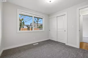 21634 SW Columbia Dr, Tualatin, OR 97062 - Photo 32