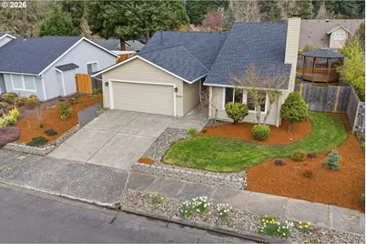 21634 SW Columbia Dr, Tualatin, OR 97062 - Photo 2