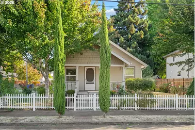 1701 16th St, Oregon City, OR 97045 - Photo 2