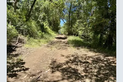 0 SE Strong Ave, Roseburg, OR 97470 - Photo 18