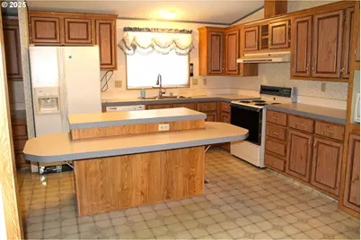 210 N Mountain Blvd, Mount Vernon, OR 97865 - Photo 4