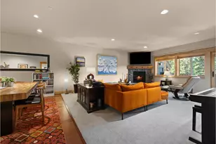 31244 E Collins Lake Rd, Government Camp, OR 97028 - Photo 12