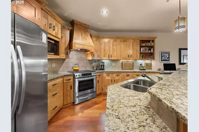 31244 E Collins Lake Rd #21, Government Camp, OR 97028 - Photo 18