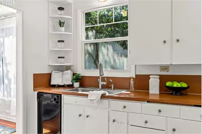 257 W 15th Ave, Eugene, OR 97401 - Photo 8
