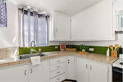 257 W 15th Ave, Eugene, OR 97401 - Photo 18