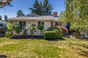 527 Summit Ridge Dr, The Dalles, OR 97058 - Photo 2
