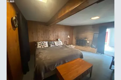 1715 NW 35th Pl, Lincoln City, OR 97367 - Photo 18