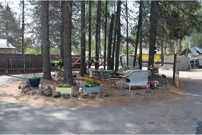 136028 Highway 97, Crescent, OR 97733 - Photo 44