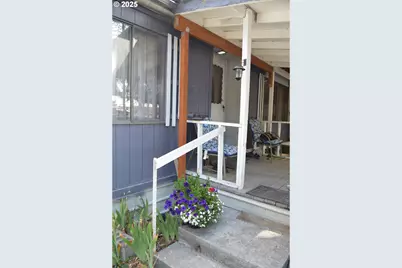 136028 Highway 97, Crescent, OR 97733 - Photo 4