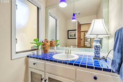 574 Wimbledon Ct, Eugene, OR 97401 - Photo 10