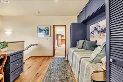 574 Wimbledon Ct, Eugene, OR 97401 - Photo 28