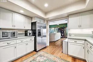 574 Wimbledon Ct, Eugene, OR 97401 - Photo 18