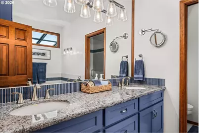 574 Wimbledon Ct, Eugene, OR 97401 - Photo 22