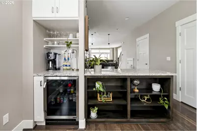 1556 N Holman St, Portland, OR 97217 - Photo 8