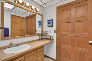 [Address not provided], Scotts Mills, OR 97375 - Photo 28