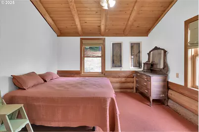 [Address not provided], Scotts Mills, OR 97375 - Photo 24