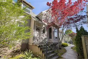 1511 NE Tillamook St, Portland, OR 97212 - Photo 8