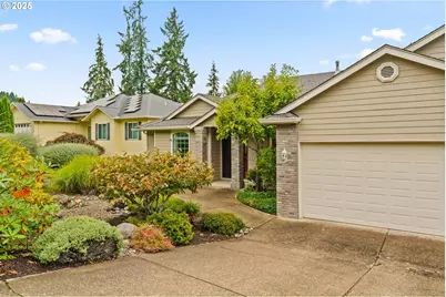 610 Holly Ave, Cottage Grove, OR 97424 - Photo 2