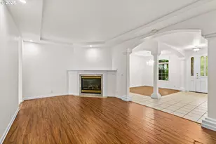 610 Holly Ave, Cottage Grove, OR 97424 - Photo 8