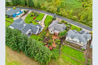 610 Holly Ave, Cottage Grove, OR 97424 - Photo 28