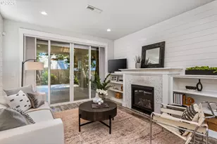 5471 NE 37th Ave, Portland, OR 97211 - Photo 6