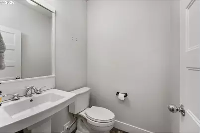 5471 NE 37th Ave, Portland, OR 97211 - Photo 14