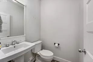 5471 NE 37th Ave, Portland, OR 97211 - Photo 14