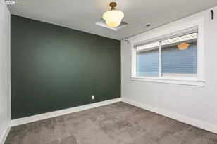 5471 NE 37th Ave, Portland, OR 97211 - Photo 24