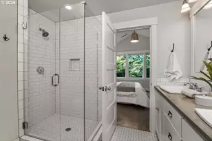 5471 NE 37th Ave, Portland, OR 97211 - Photo 18