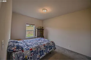 76171 Delena Mayger Rd, Rainier, OR 97048 - Photo 18