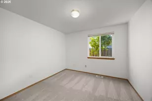 129 NE Lenox St, Hillsboro, OR 97124 - Photo 16