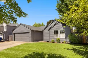129 NE Lenox St, Hillsboro, OR 97124 - Photo 1