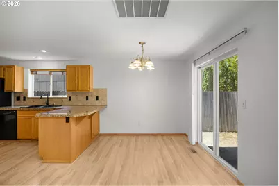 129 NE Lenox St, Hillsboro, OR 97124 - Photo 6