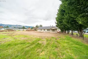 950 6th St, Lyons, OR 97358 - Photo 26