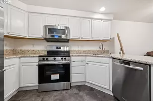 6224 SE Apollo Way, Hillsboro, OR 97123 - Photo 6