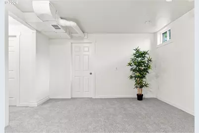 12601 SE Market St, Portland, OR 97233 - Photo 24