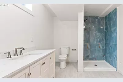 12601 SE Market St, Portland, OR 97233 - Photo 28