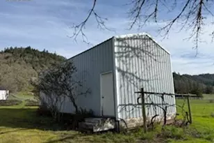 239 Meadowlark Ave, Roseburg, OR 97471 - Photo 38