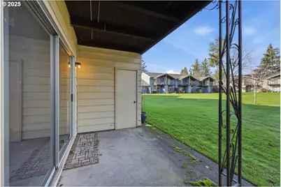 1795 NE 19th St, Gresham, OR 97030 - Photo 24