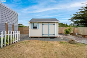 691 Seabird Dr, Bandon, OR 97411 - Photo 12