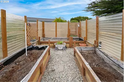 691 Seabird Dr, Bandon, OR 97411 - Photo 14