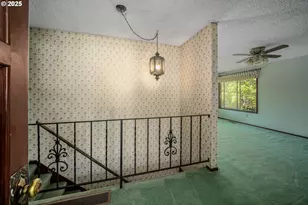 3295 Camellia Dr S, Salem, OR 97302 - Photo 6