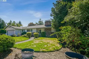 3295 Camellia Dr S, Salem, OR 97302 - Photo 2