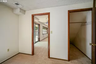 3295 Camellia Dr S, Salem, OR 97302 - Photo 30