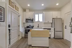 7360 N Atlantic Ave, Portland, OR 97217 - Photo 14