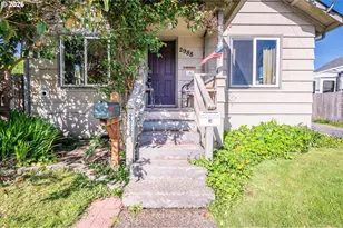 2988 Sheridan Ave, North Bend, OR 97459 - Photo 2