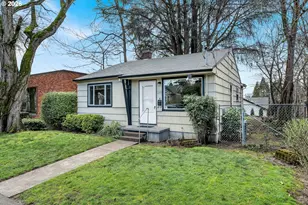 1323 NE 47th Ave, Portland, OR 97213 - Photo 2