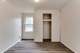 266 S 16th St, Cottage Grove, OR 97424 - Photo 14
