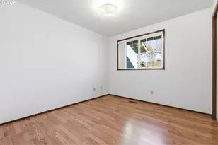 302 67th St, Springfield, OR 97478 - Photo 22